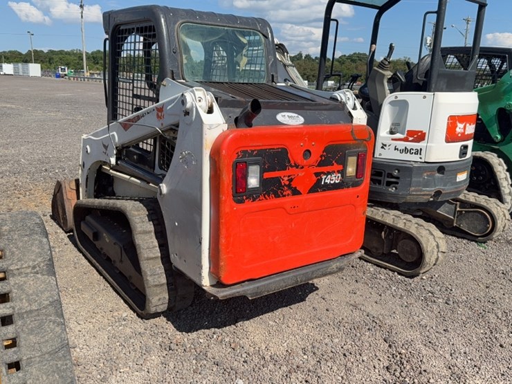 2020-bobcat-t450-image-10