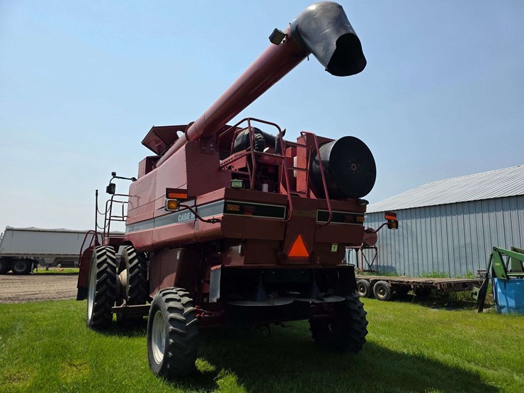 2002-case-ih-2388-image-16