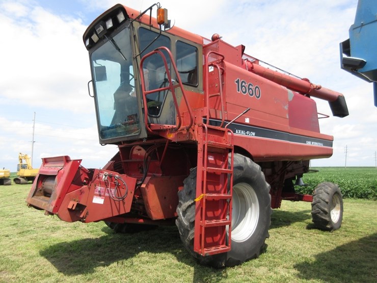 case-ih-1660-image-1