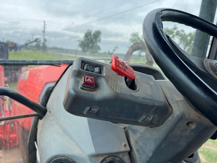 2018-kubota-la1854-image-36