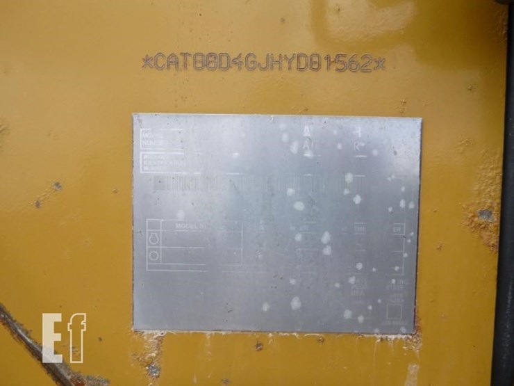 2005-caterpillar-d4g-xl-image-5