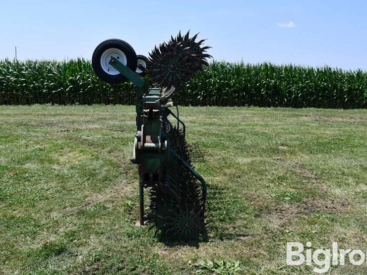 john-deere-28-image-8