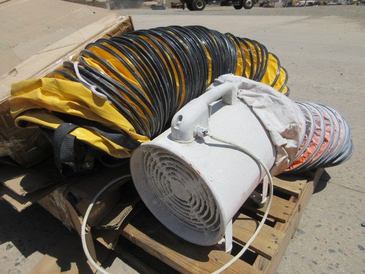 lot-of-misc-items,-image-6