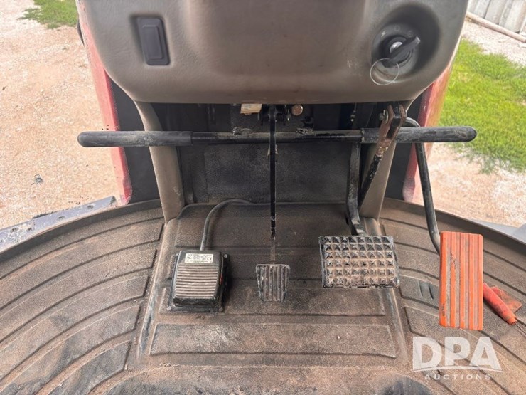 2015-case-ih-titan-3540-image-66