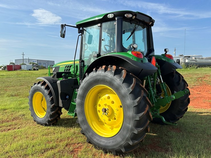 2024-john-deere-6140m-image-8