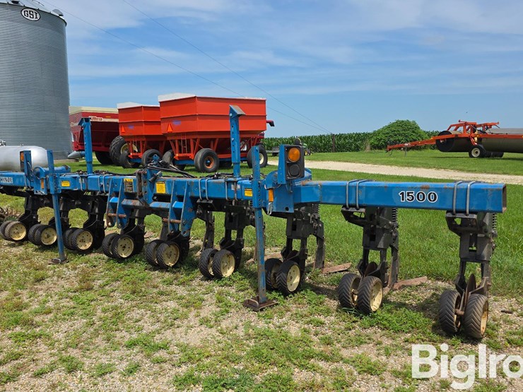 kinze-1500-image-1