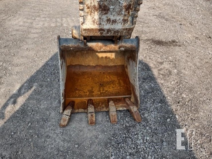 2022-deere-30g-image-14