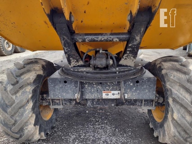 2017-jcb-6tst-image-26