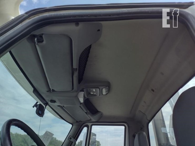 2015-international-prostar-image-17