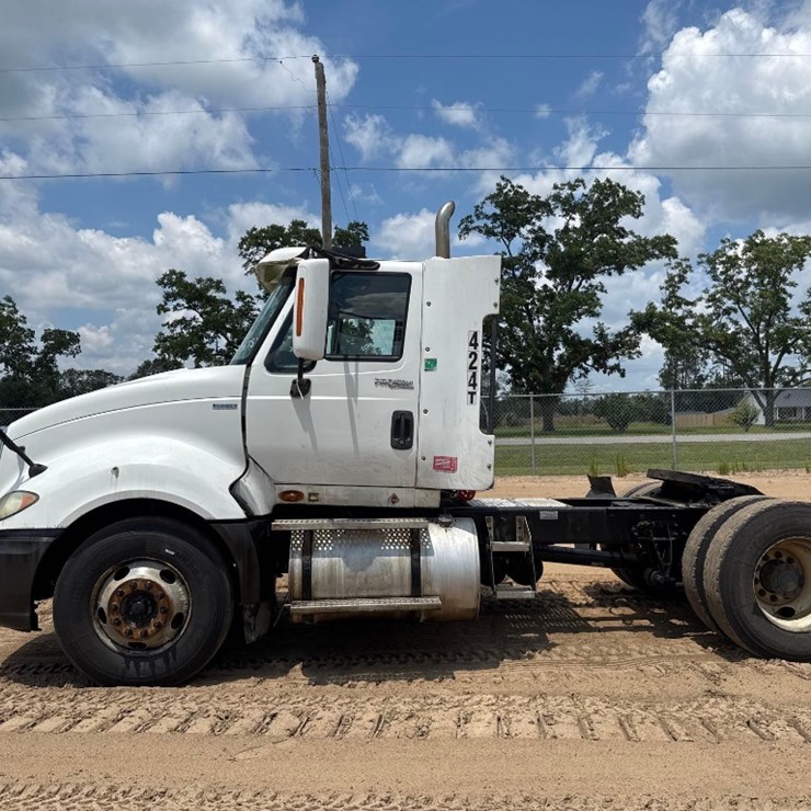 2011 INTERNATIONAL PROSTAR