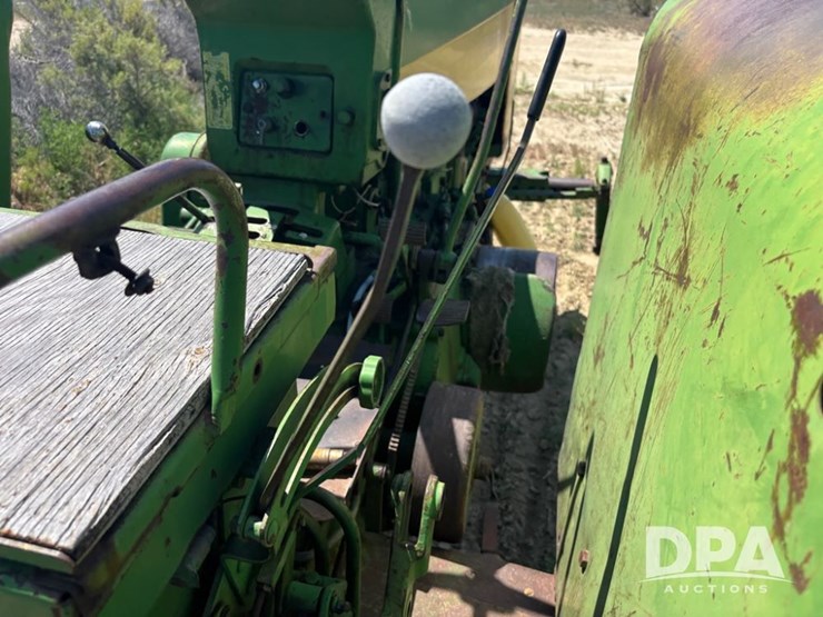 john-deere-730-image-33