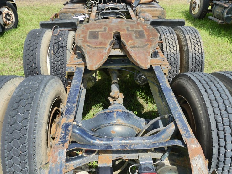 1986-international-s2500-image-5