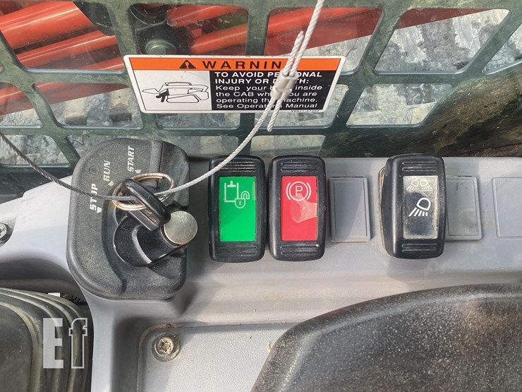 2021-kubota-svl97-2-image-17