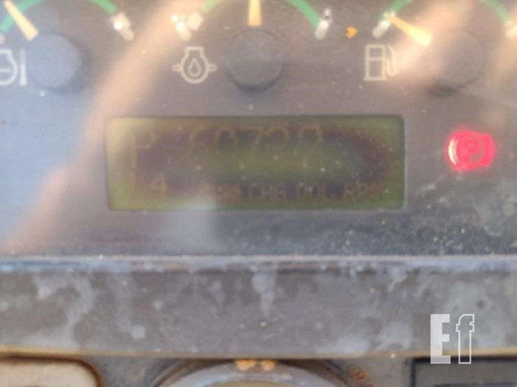 2004-deere-650h-image-6