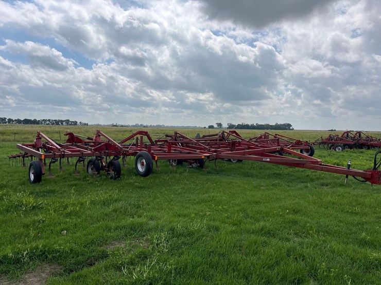 case-ih-4700-image-1