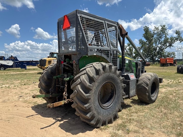 2015-john-deere-5100m-image-6