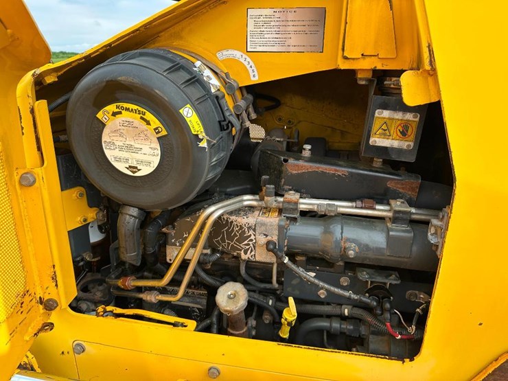 2007-komatsu-d51px-22-image-44