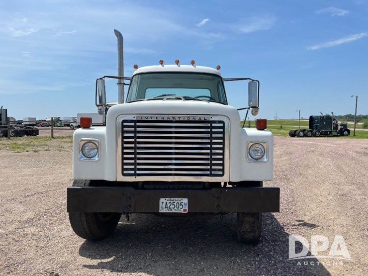 1976-international-loadstar-image-3