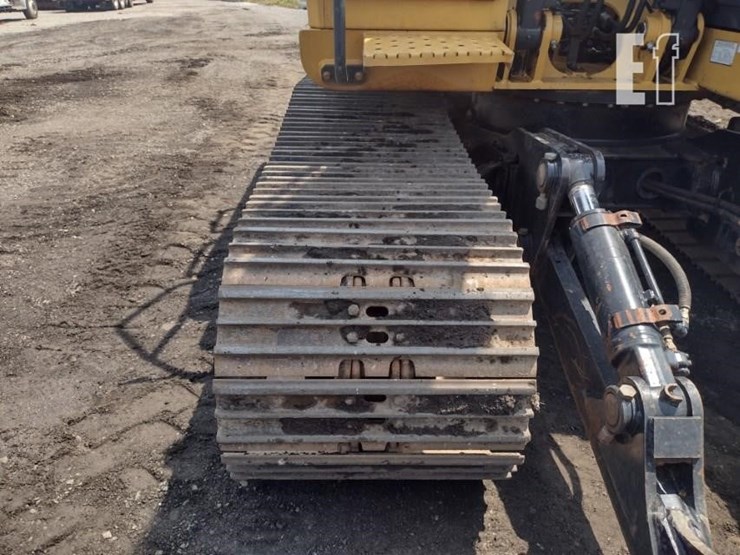2020-deere-130g-image-28
