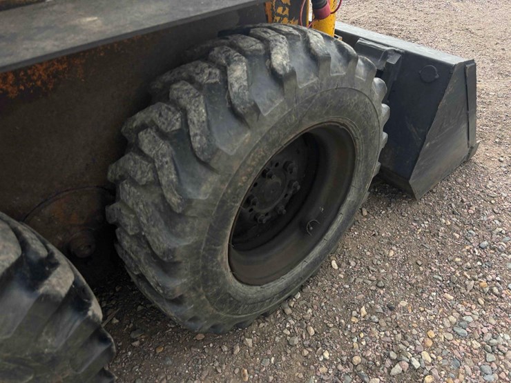 hydra-mac-inc.-1300-skid-steer-image-23