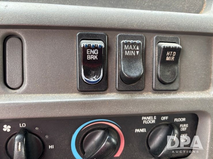 2001-sterling-truck-(dr11851-unit-9459)-image-75