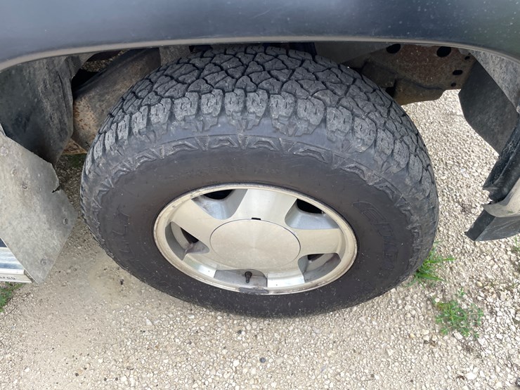 1997-gmc-1500-image-18