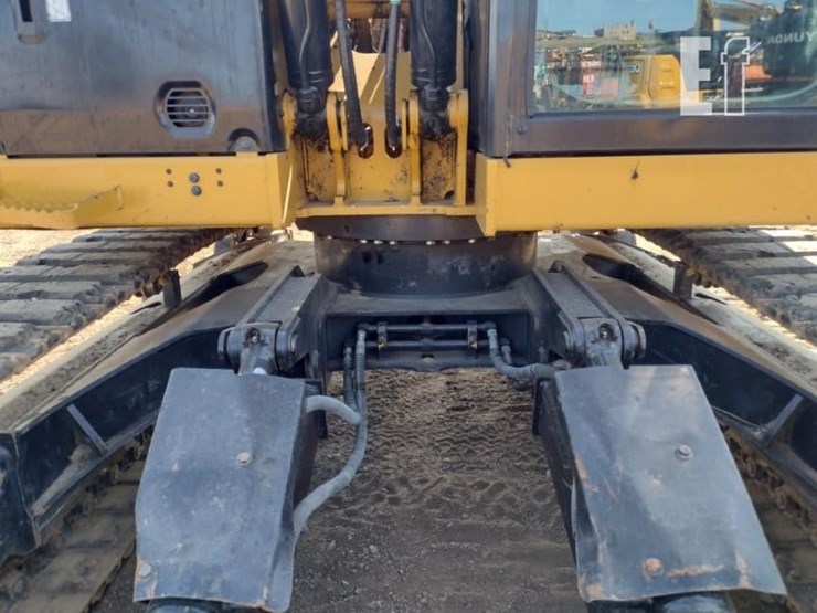 2023-caterpillar-310-image-22