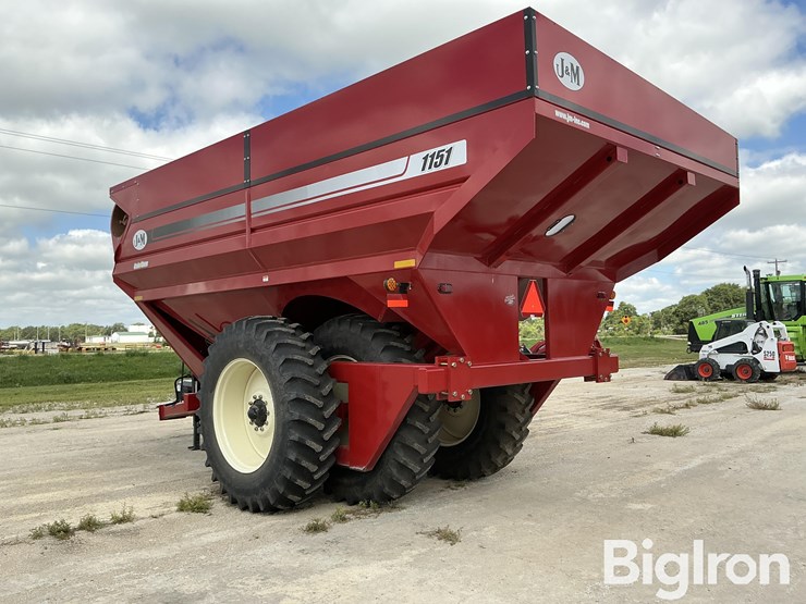 2021-j&m-1151-grain-cart-image-7