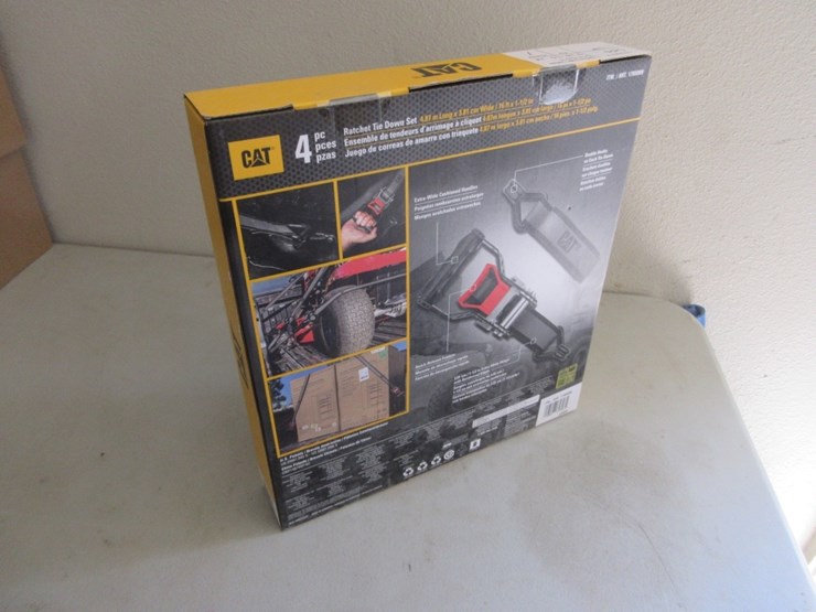 (4)-new-unused-16'-x-1/2"-cat-ratchet-straps,-image-2