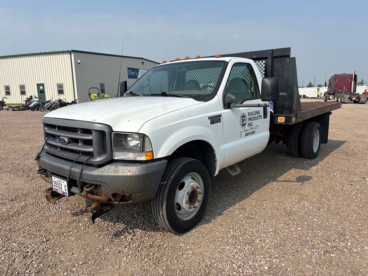 2002-ford-f550-image-1