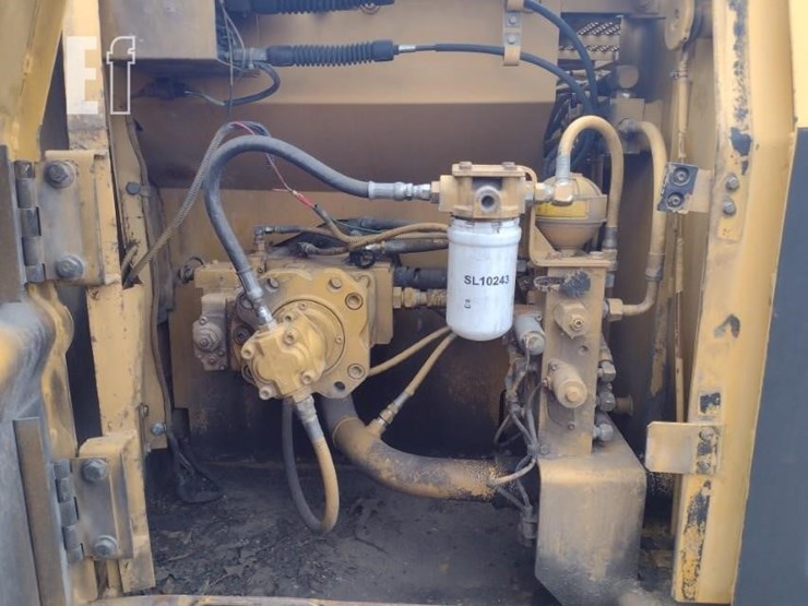 caterpillar-312-image-46