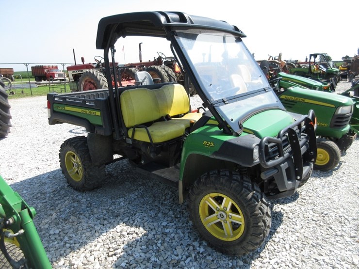 john-deere-gator-image-2