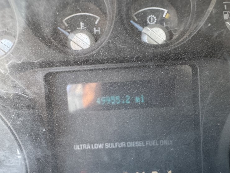 2015-ford-f350-xl-image-12