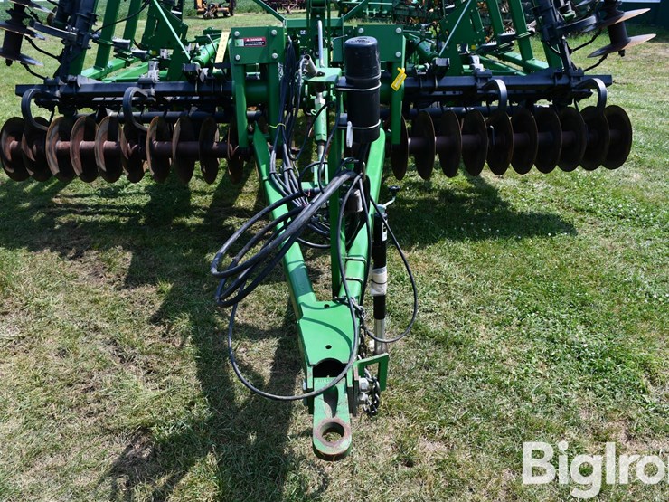 john-deere-726-image-9