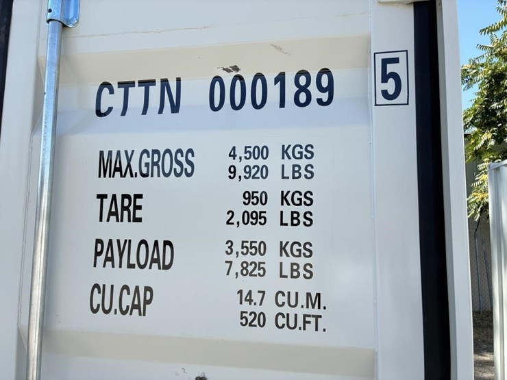 10'-shipping-container-image-9
