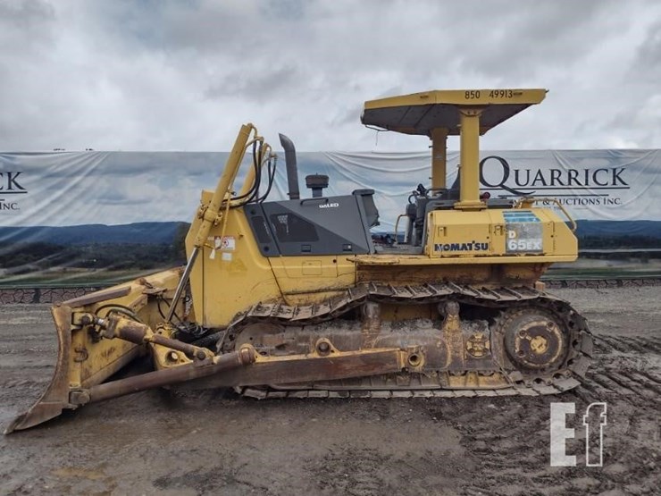 2005-komatsu-d65ex-15-image-1
