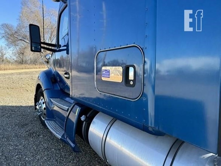 2018-kenworth-t680-image-9