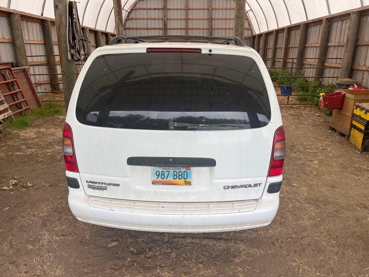 2000-chevrolet-venture-image-6