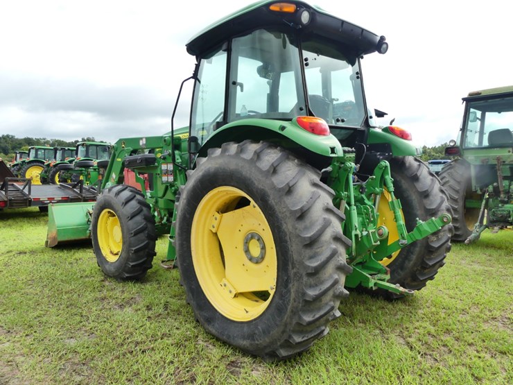 2015-john-deere-6115d-image-3