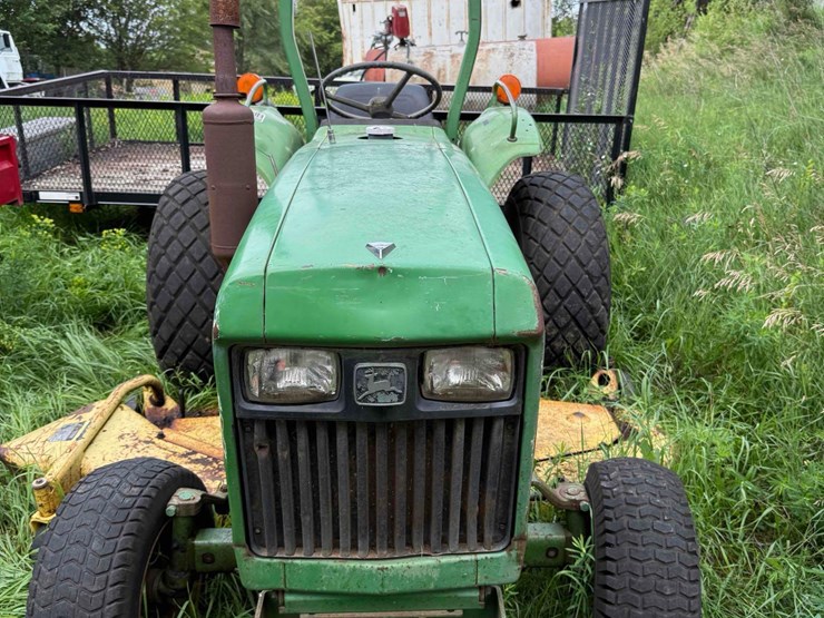 john-deere-850-image-16