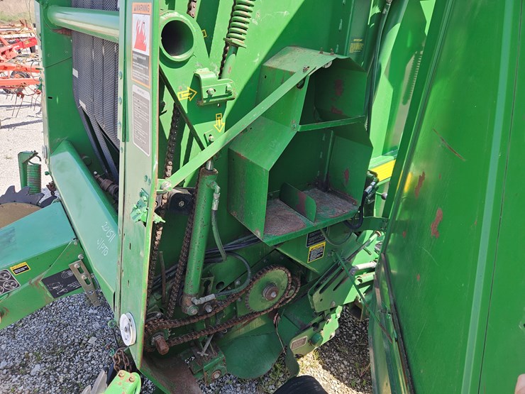 1998-john-deere-566-image-6