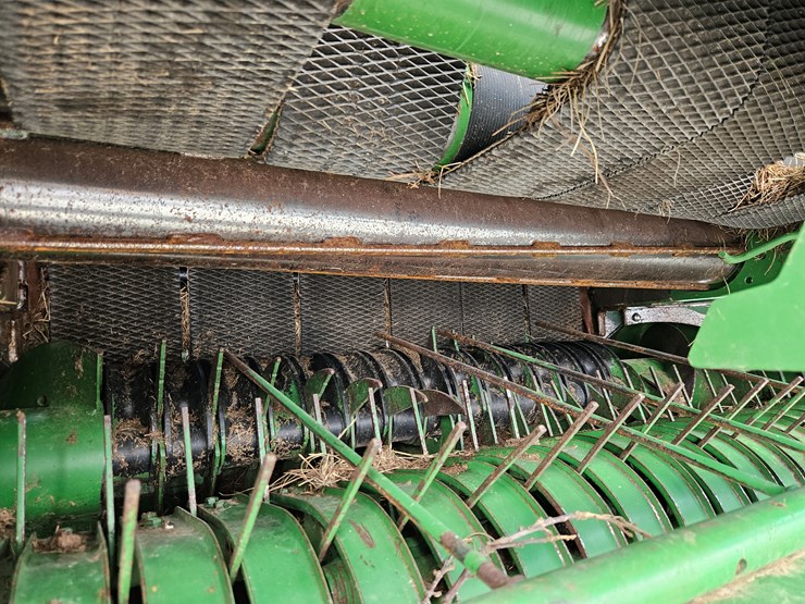 2021-john-deere-450m-image-5