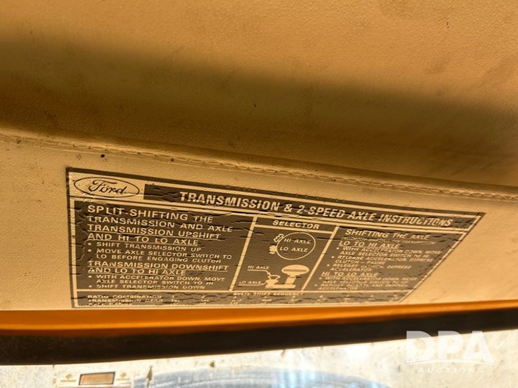 1977-ford-f750-image-29