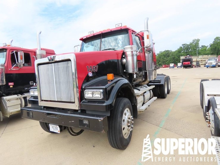 2012-western-star-4900-image-1