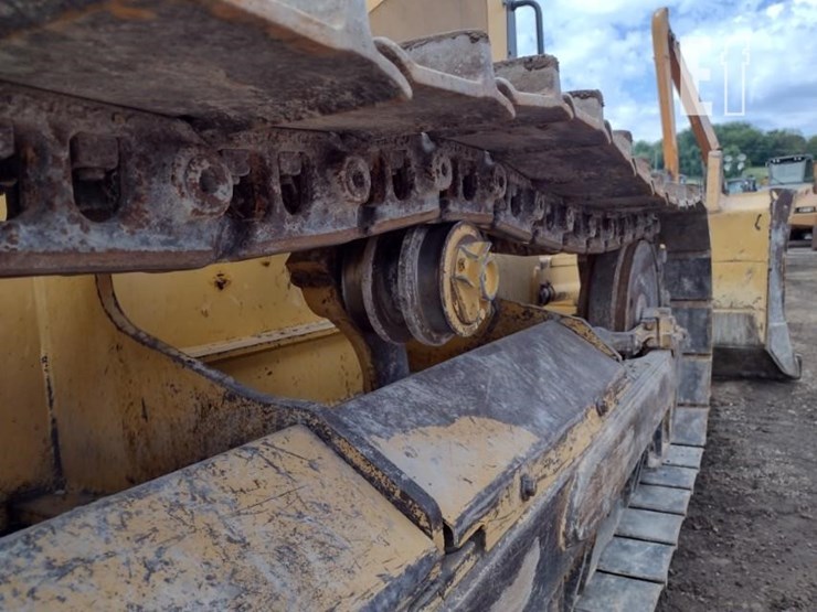 2004-deere-650h-xlt-image-33