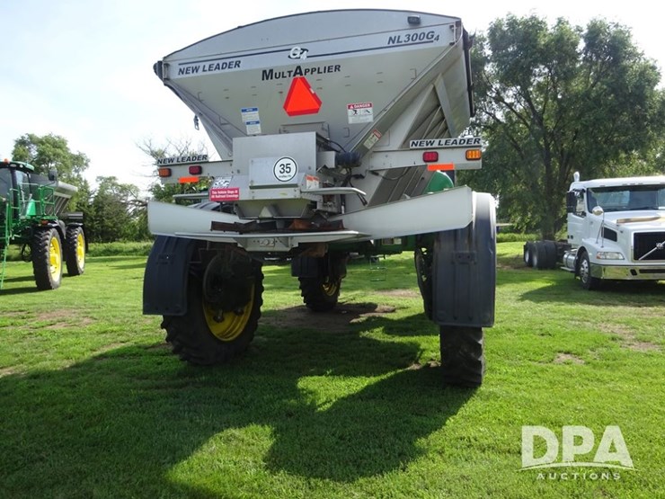 2016-john-deere-r4045-image-27