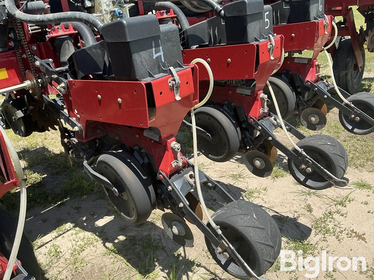 2012-case-ih-1250-image-19