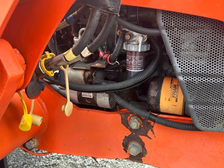 2007-kubota-m5040f-image-16