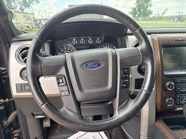 2013-ford-f150-lariat-image-22