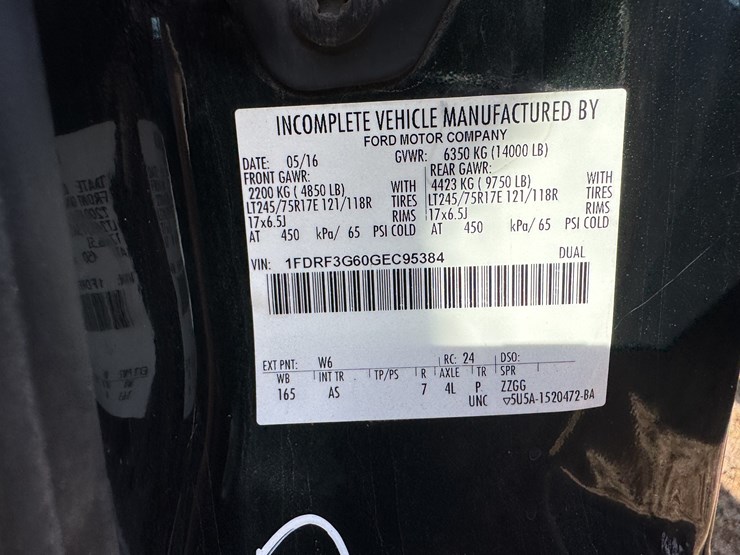 2016-ford-f350-xl-image-11
